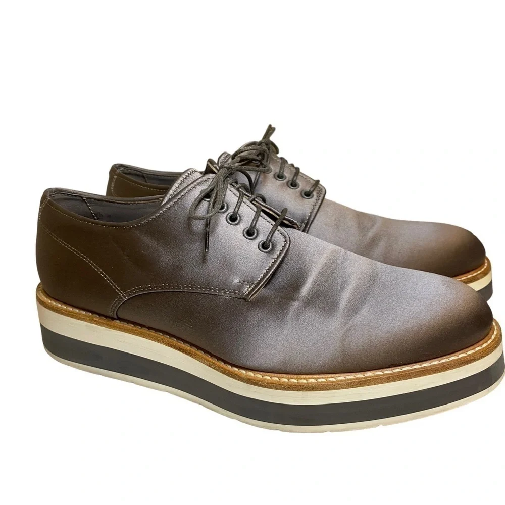 Vince. Gray Satin Creeper Platform Lace Up Oxford size 8M